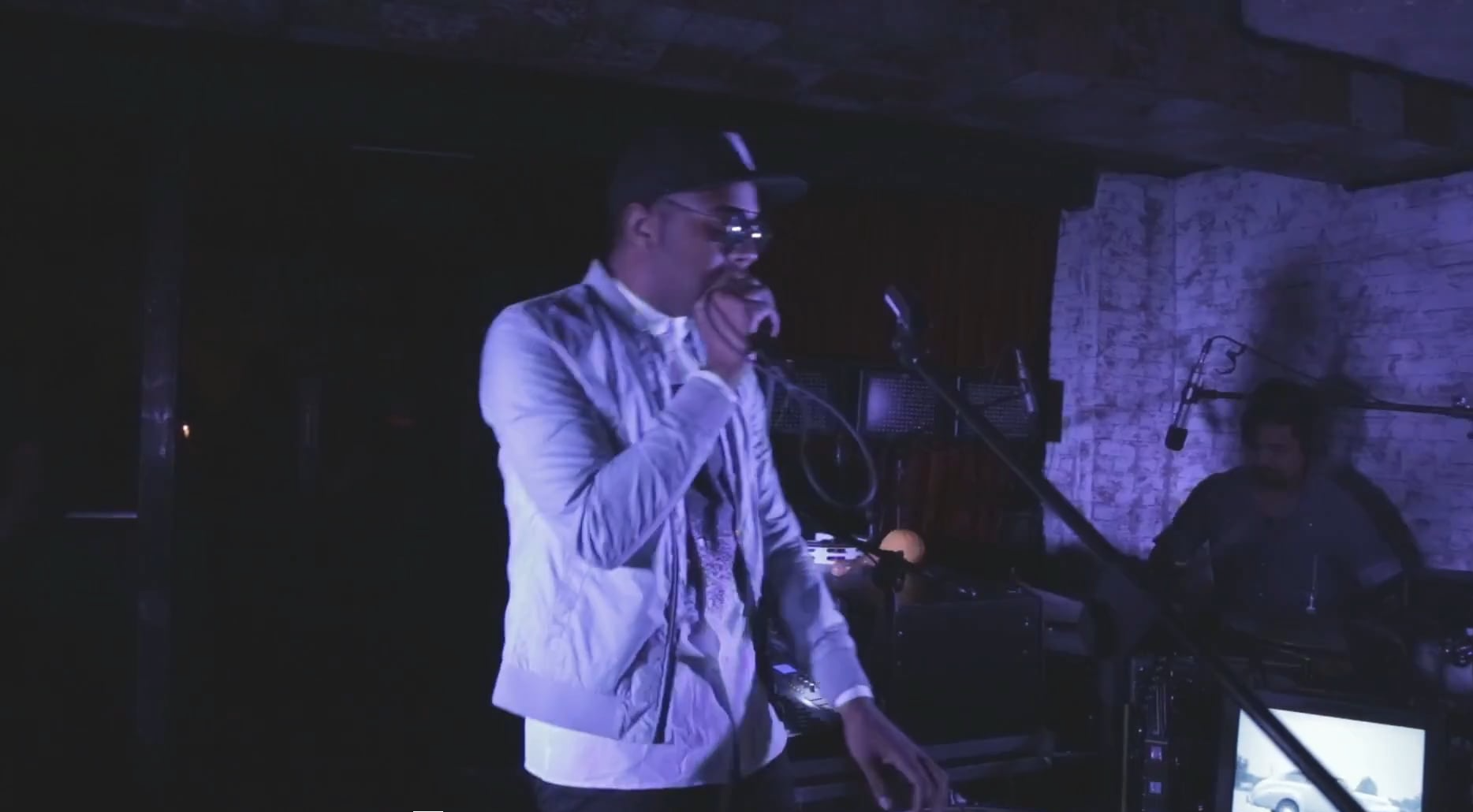 Brands&People spring party with Mobley