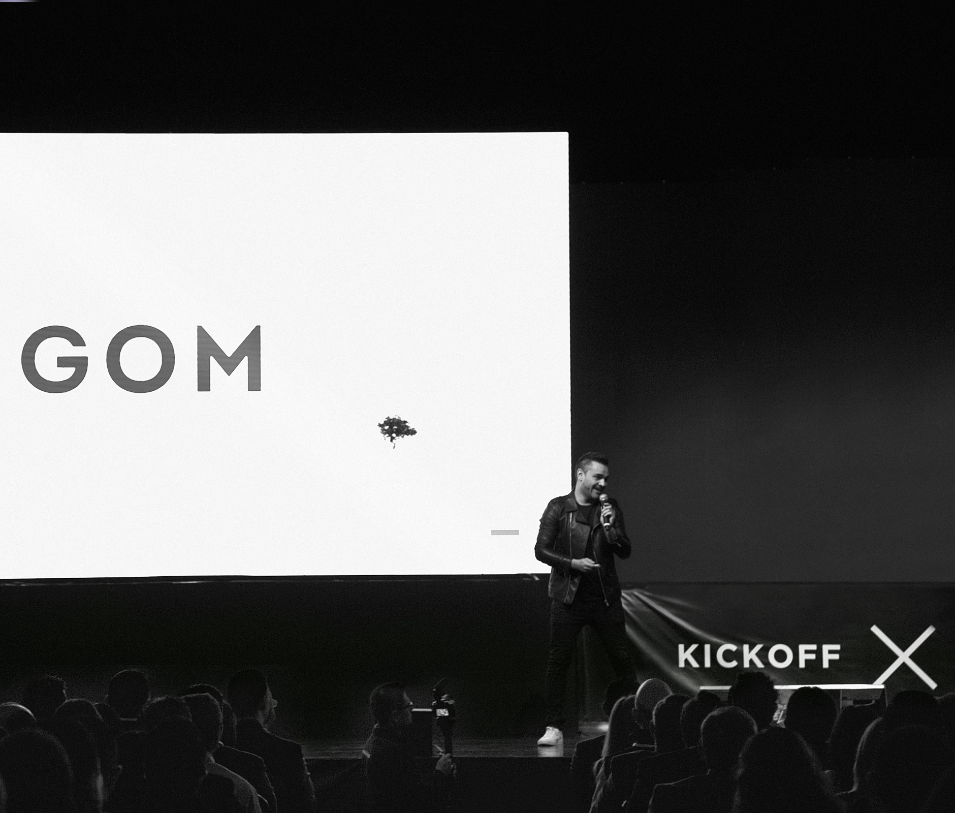 Gerardo Ortiz GOM guest speaker in Banregio press event