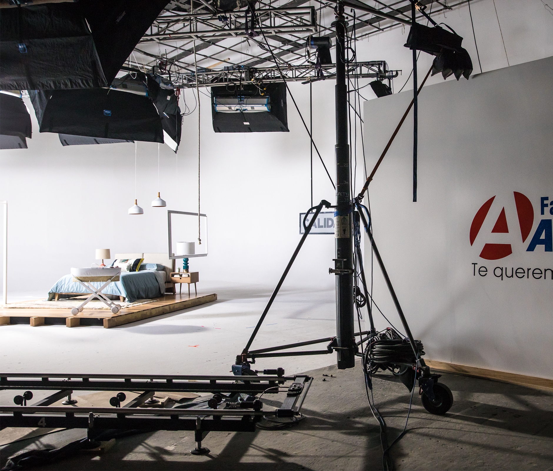 Farmacias del Ahorro commercial BTS