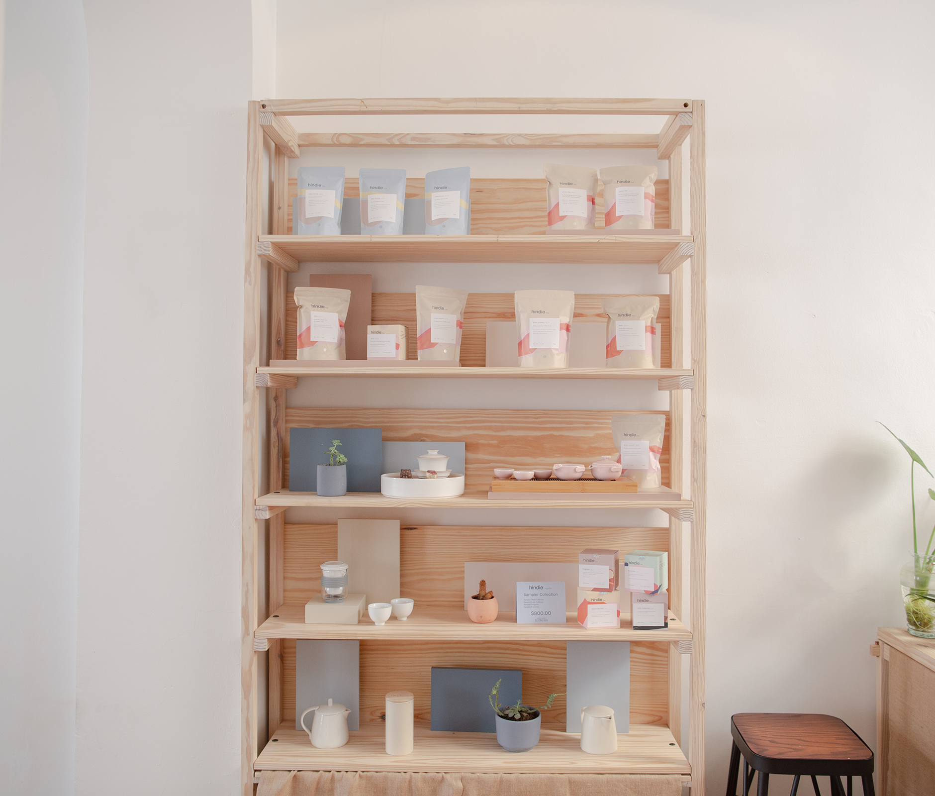 Product display design used for tea brand 