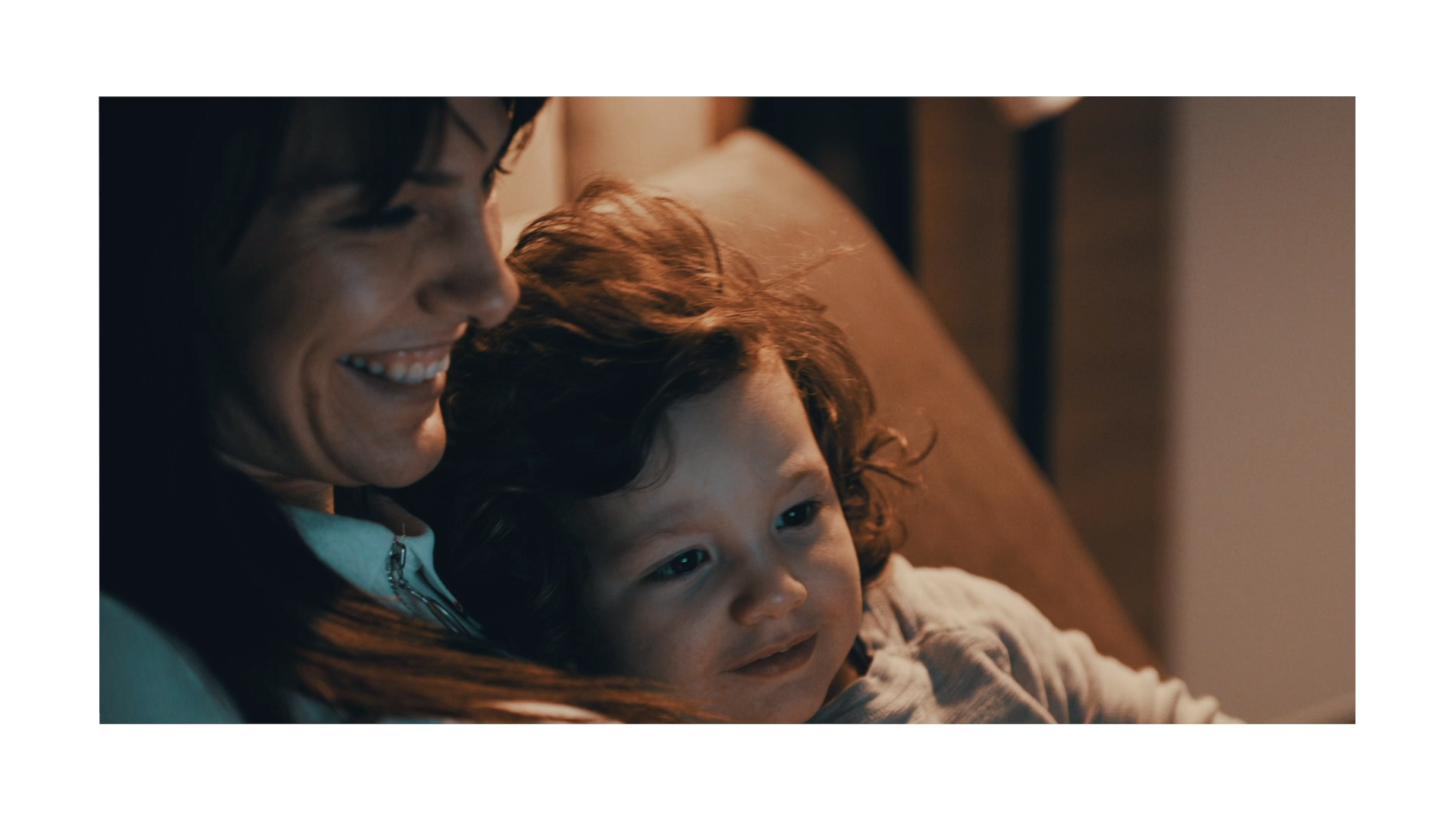 Farmacias del Ahorro mothers day commercial