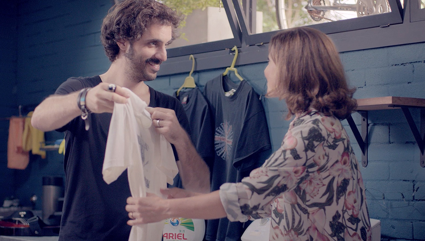 Ariel detergent pods rockstar lifestyle ad